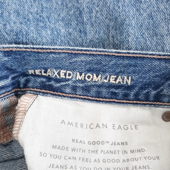 American Eagle Relaxed Mom Jeans size 2 - Picture 7 of 8